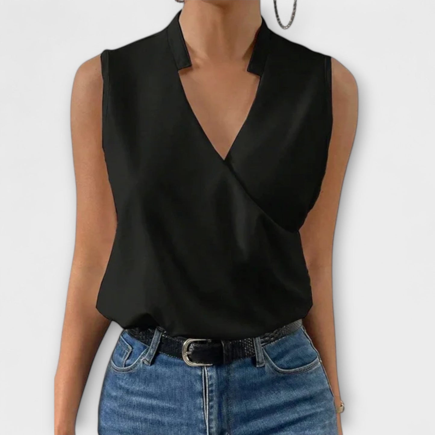 Top veraniego suave con cuello en V