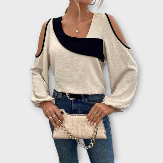 Blusa con cuello cuadrado