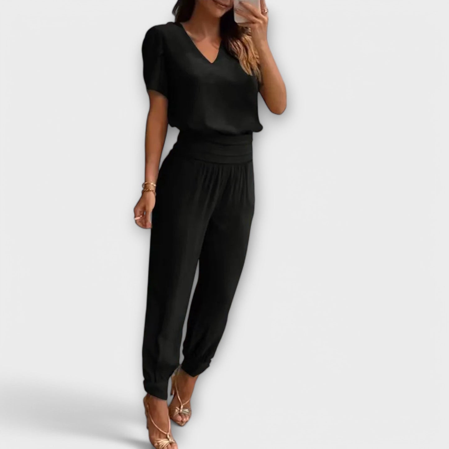 Irmelin: elegante conjunto de top y pantalón