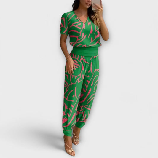Irmelin: elegante conjunto de top y pantalón